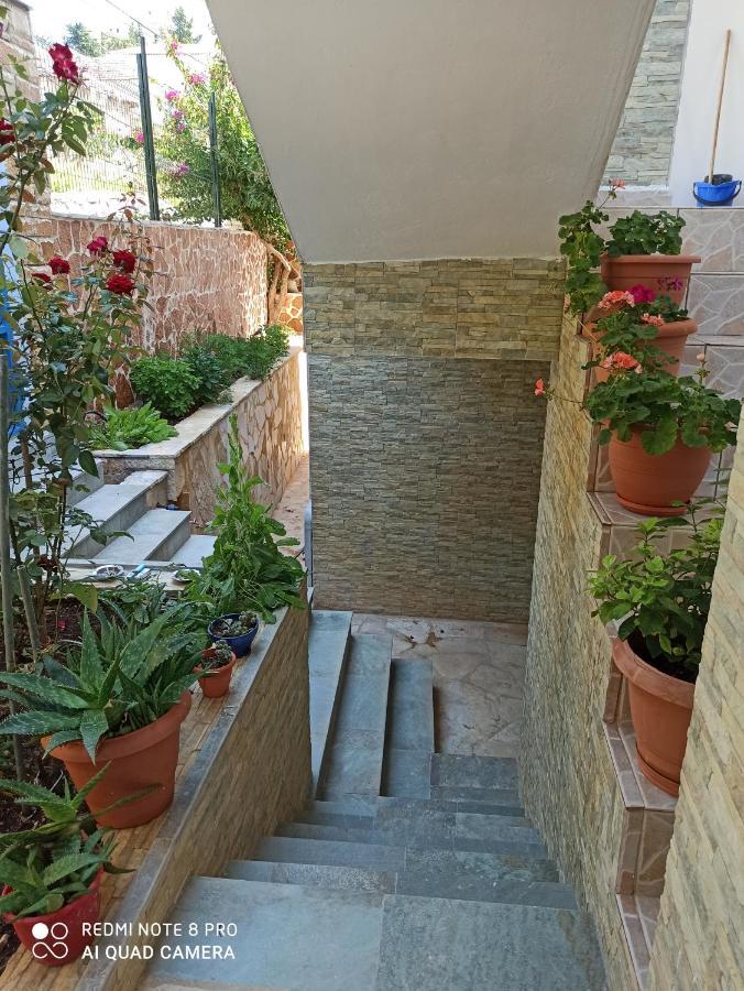 Bella Vista Hotel Himare Buitenkant foto