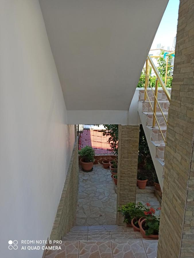 Bella Vista Hotel Himare Buitenkant foto
