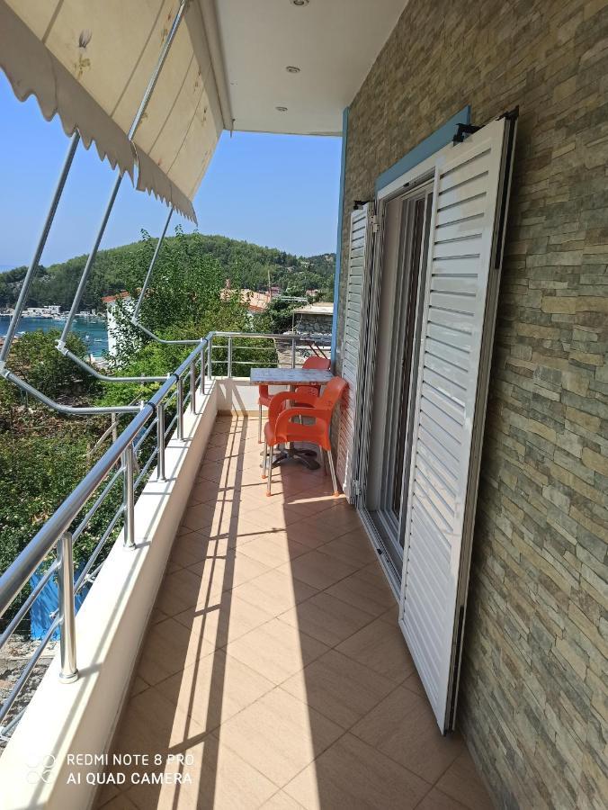 Bella Vista Hotel Himare Buitenkant foto