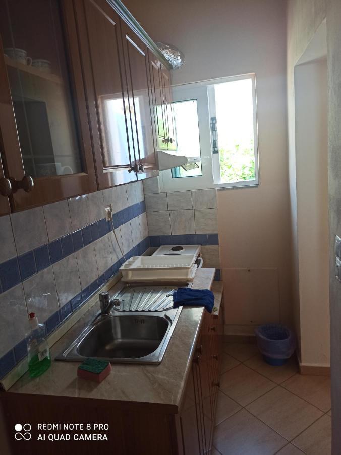 Bella Vista Hotel Himare Buitenkant foto