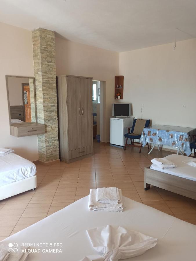 Bella Vista Hotel Himare Buitenkant foto