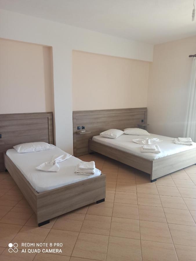Bella Vista Hotel Himare Buitenkant foto