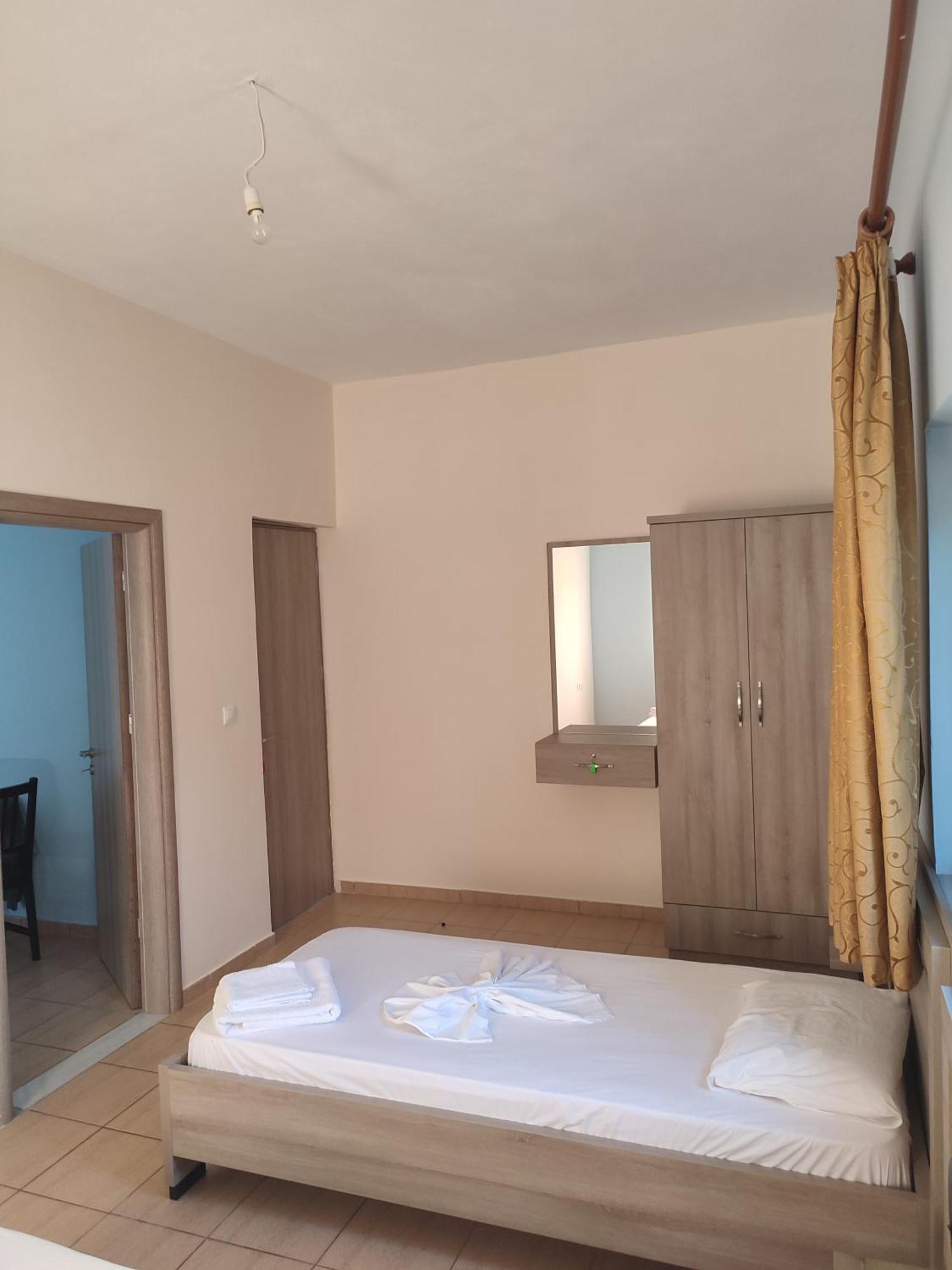 Bella Vista Hotel Himare Buitenkant foto