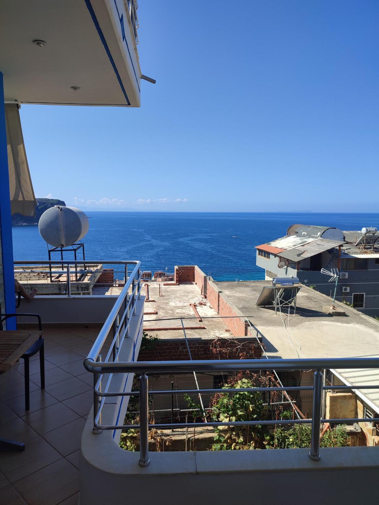 Bella Vista Hotel Himare Buitenkant foto