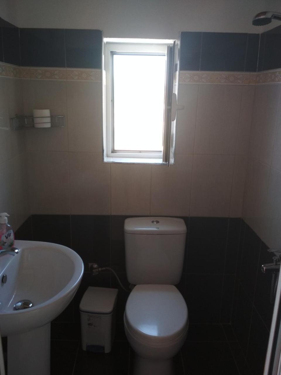 Bella Vista Hotel Himare Buitenkant foto